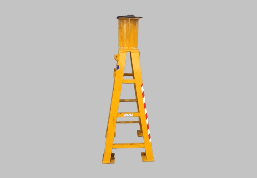 Lifting Jack Accessories - Pyramid Safety Stands