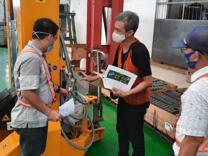 Berkat Karunia Metalindo - Perawatan Equipment di PT KAI