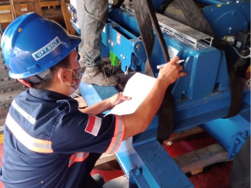 Berkat Karunia Metalindo - Perbaikan Crane Hoist