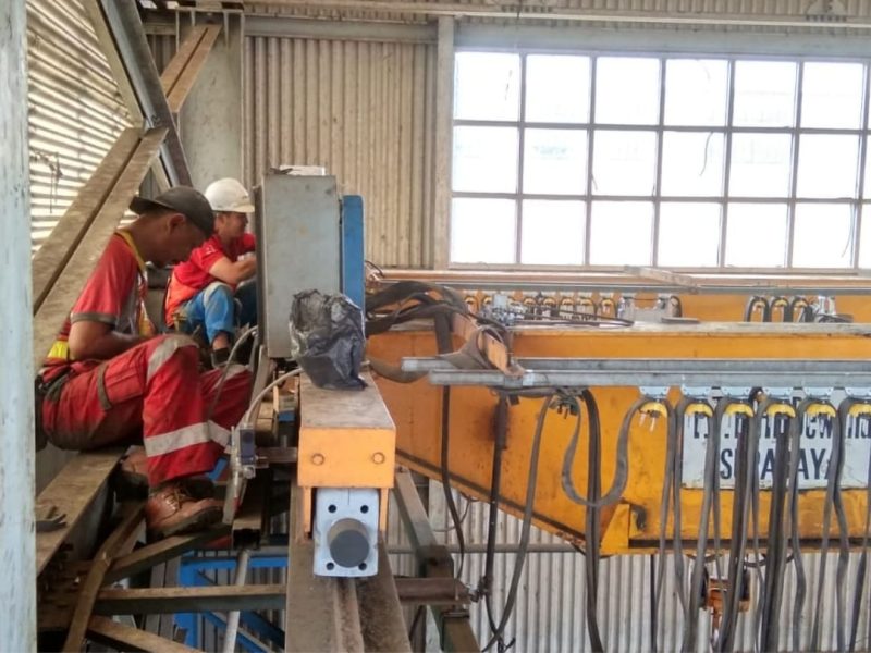 Berkat Karunia Metalindo - Perbaikan Crane